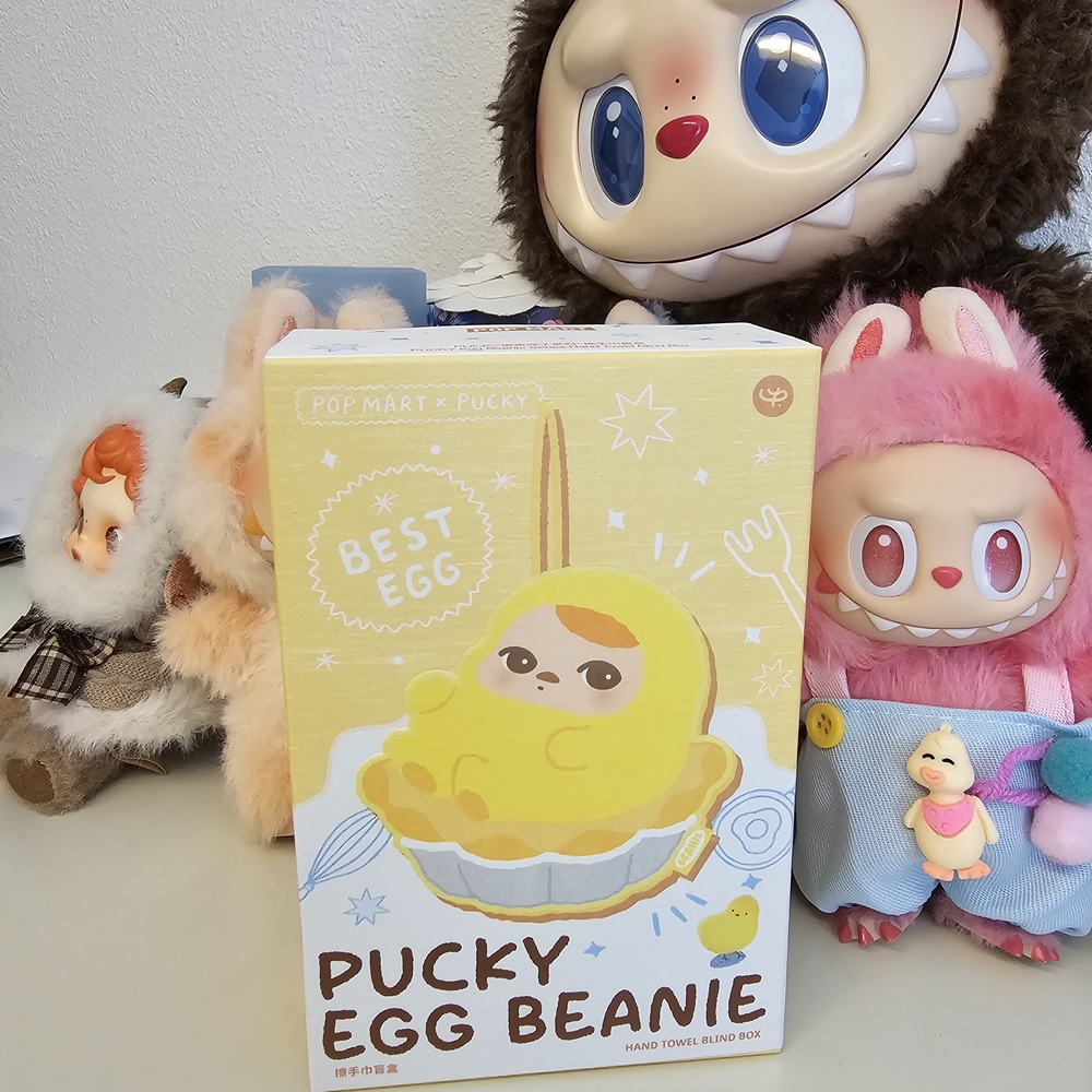 POP MART PUCKY EGG BEANIE, HAND TOWEL